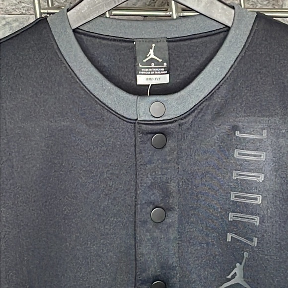 🔥🔥🔥 Jordan 11 Dri-Fit Jumpman Bomber Jacket Size: Large🔥🔥🔥 - Picture 2 of 14